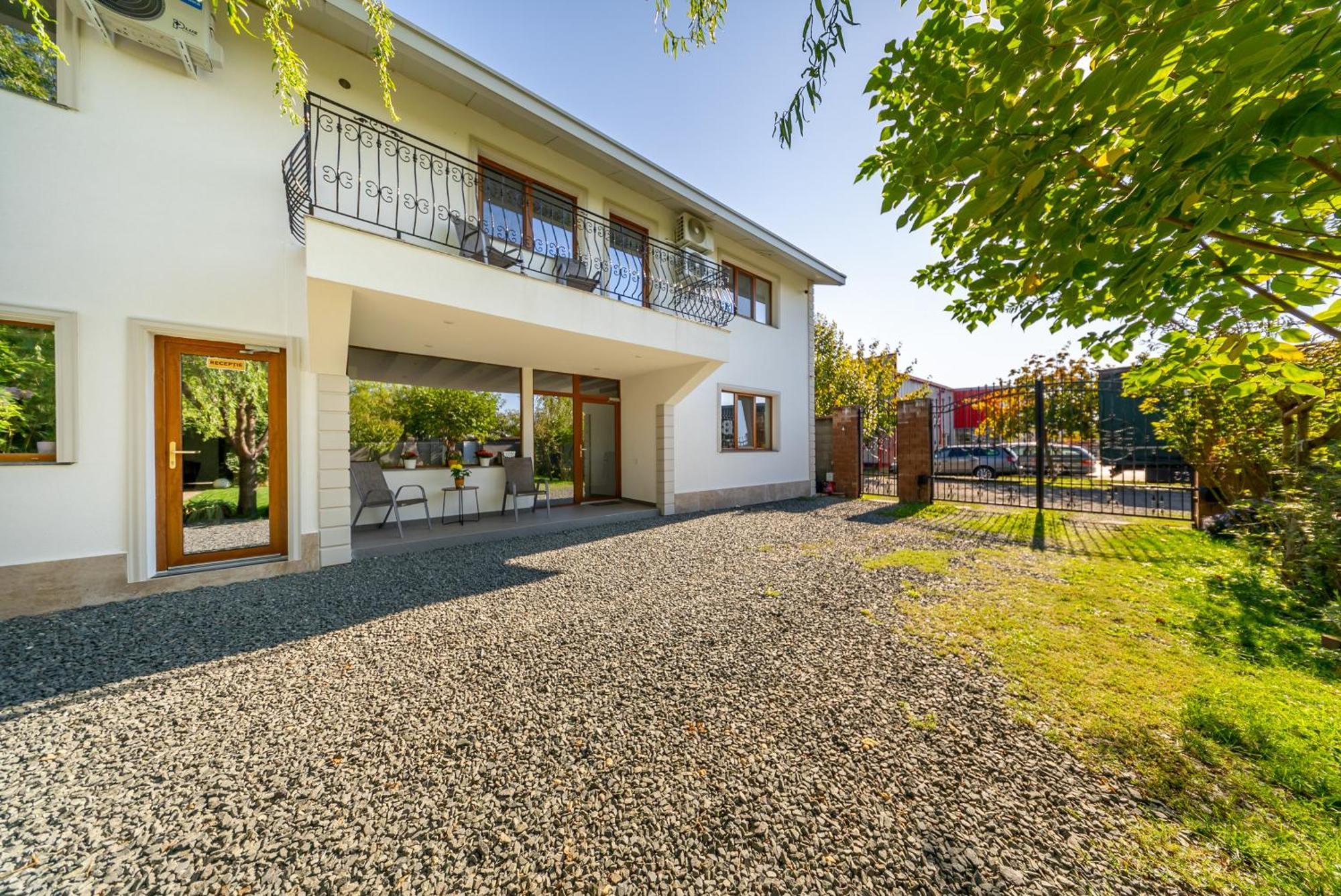 La Casa Blanca Apartment Vladimirescu Exterior photo